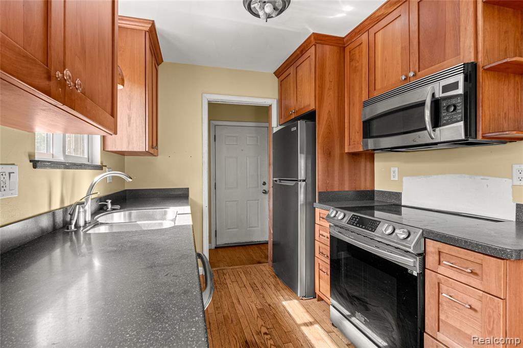 4459 McKinley Street, Dearborn Heights, MI 48125 — Photo 7