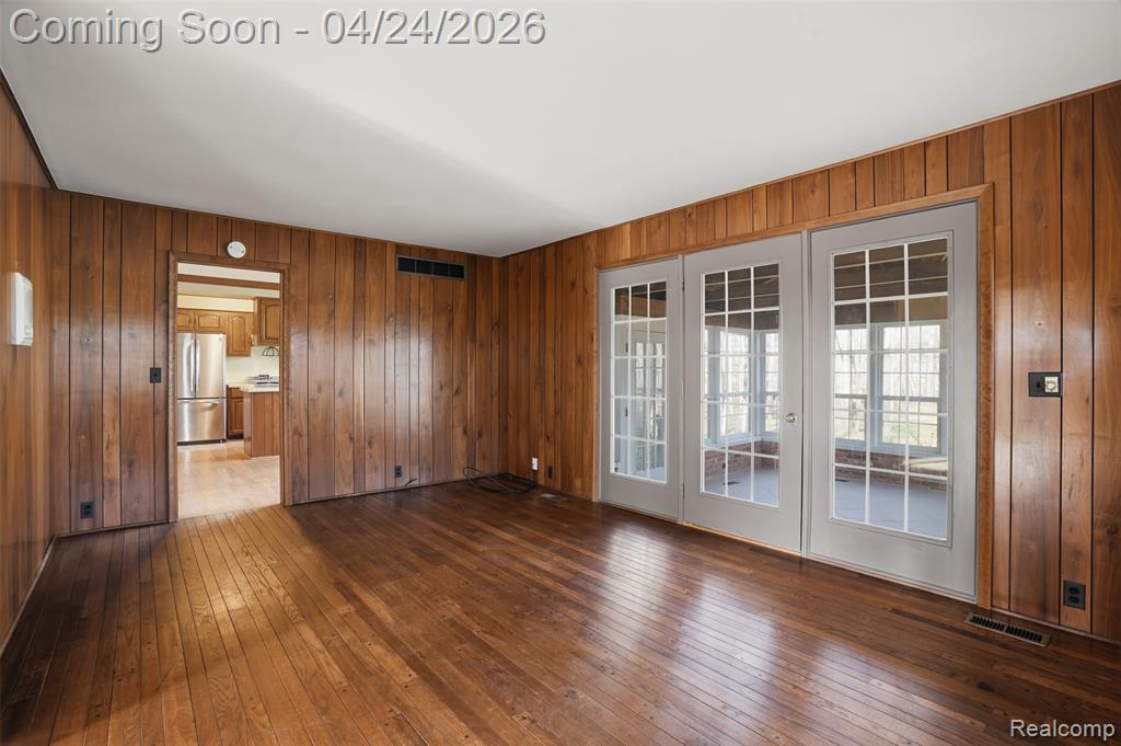 6808 Salem Road, Plymouth, MI 48170 — Photo 10