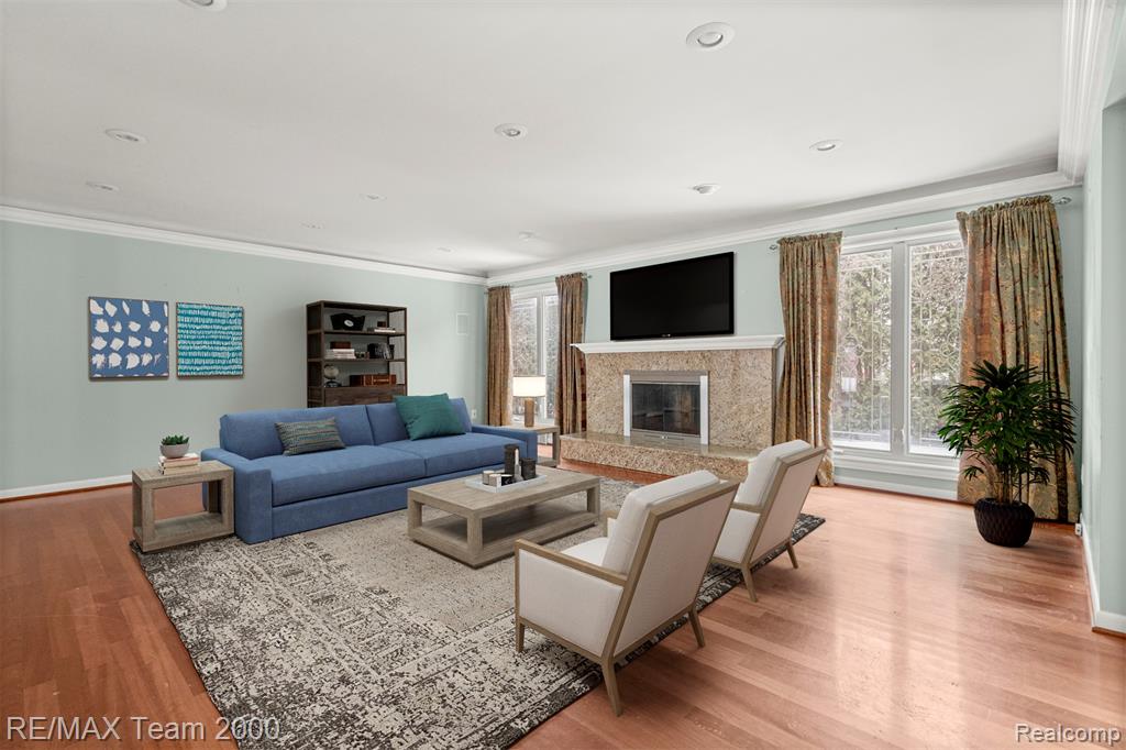 741 Briarcliff Drive, Grosse Pointe Woods, MI 48236 — Photo 15