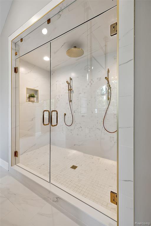 3268 Willis Drive, Oakland, MI, 48306