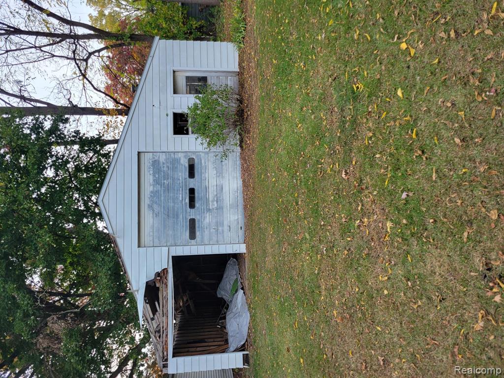 205 Park Avenue, Holly, MI 48442 — Photo 14