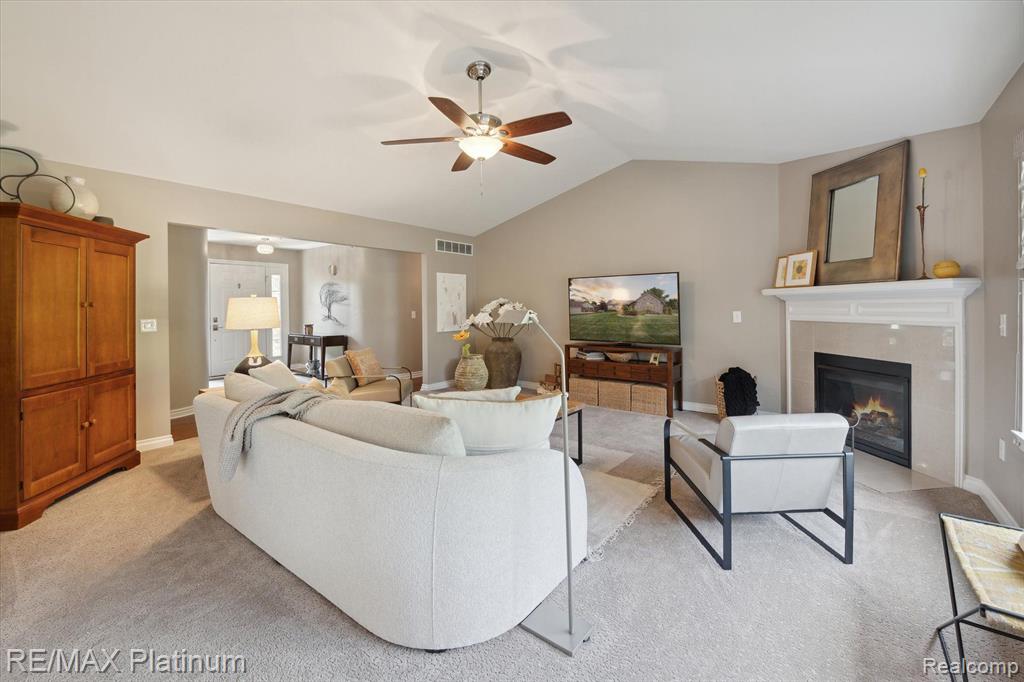 8927 Giovanni Ct, Howell, MI 48855 — Photo 6