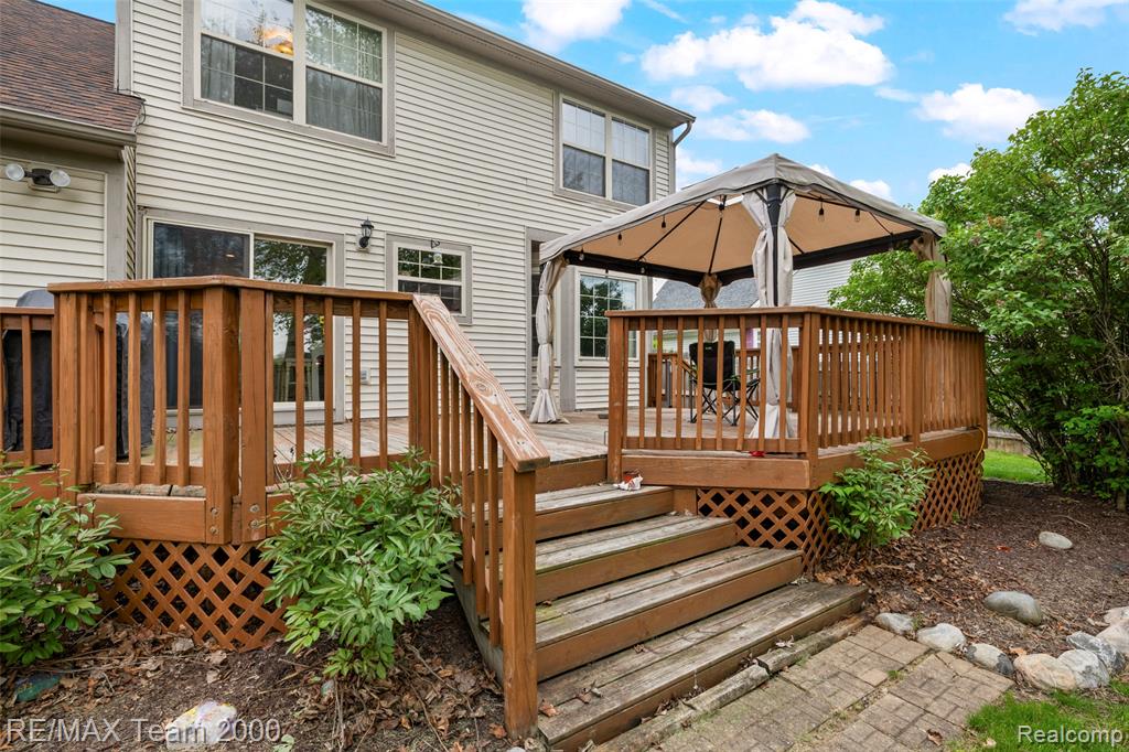 437 Light Tower Court, Belleville, MI 48111 — Photo 8