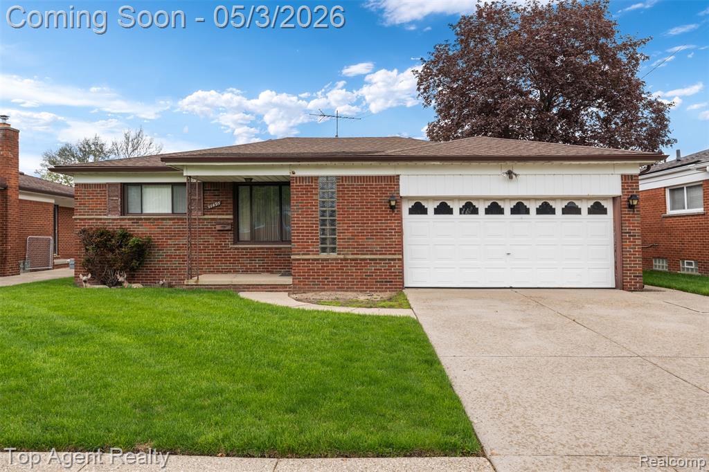 11495 Applewood Drive, Warren, MI 48093 — front exterior