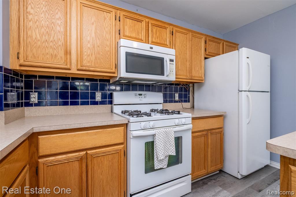 434 Converse Court, Lake Orion, MI 48362 — Photo 19