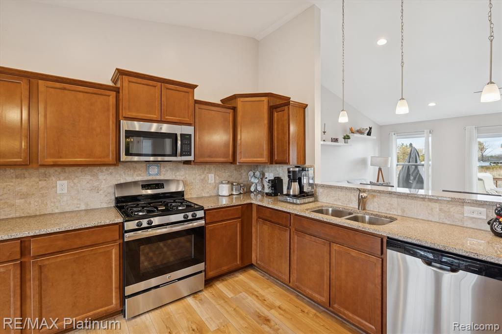 16519 Bedington Drive, Linden, MI 48451 — Photo 9