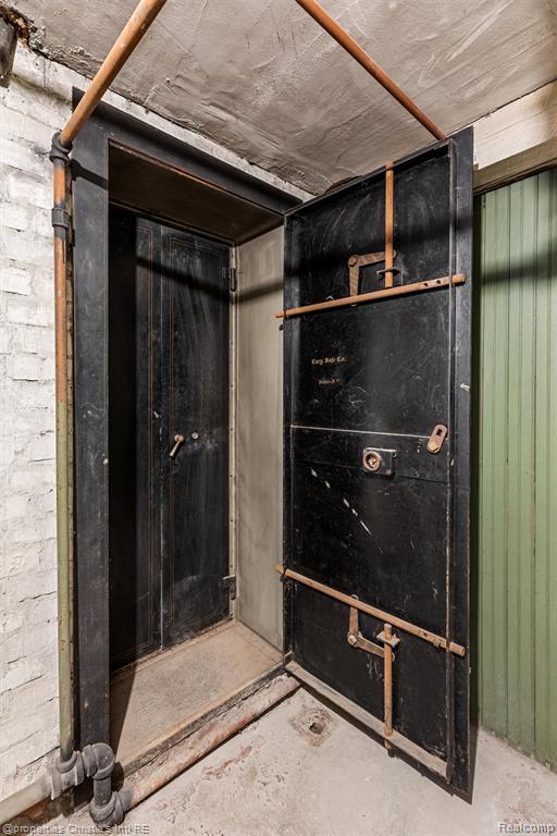 36 Longfellow Street, Detroit, MI 48202 — Photo 61