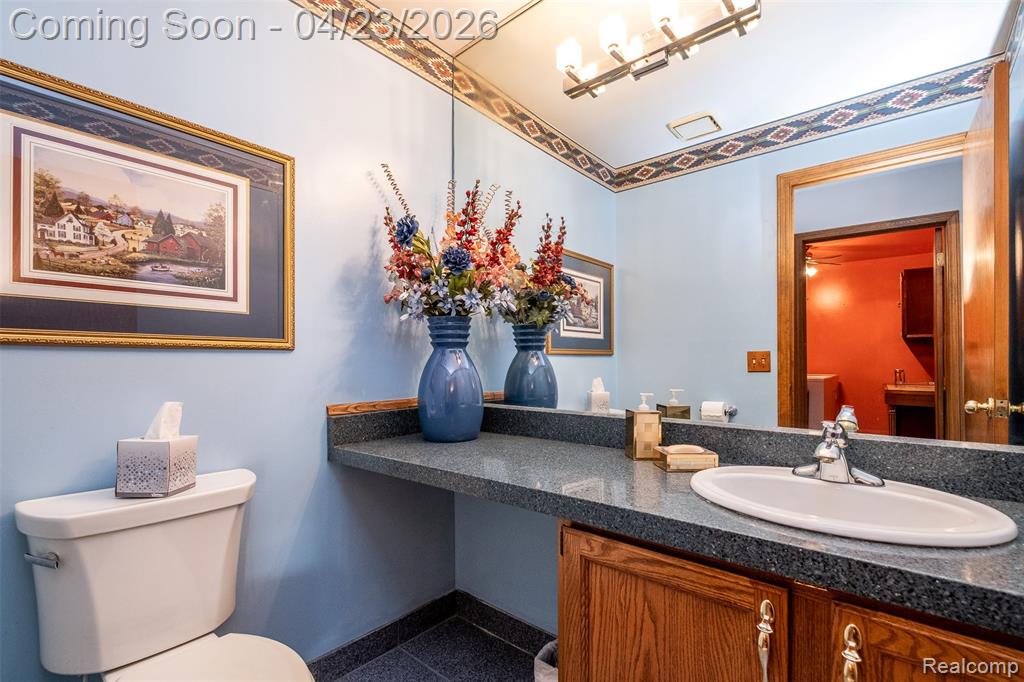 6701 Sun Valley Drive, Clarkston, MI 48348 — Photo 17