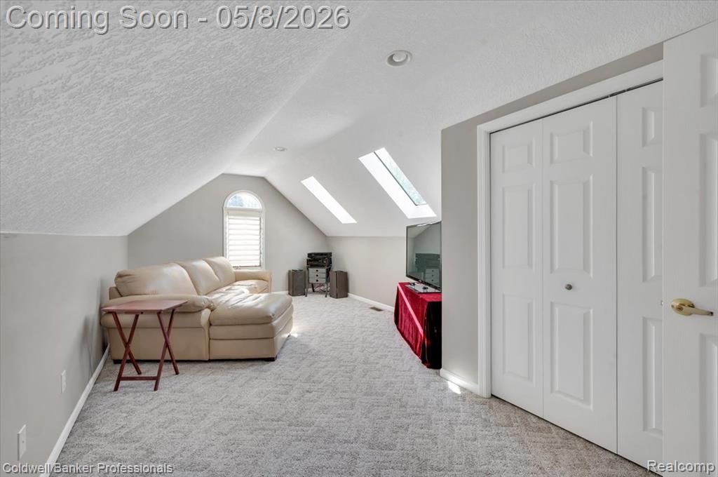 2243 Ridgemoor Court, Burton, MI 48509 — Photo 25