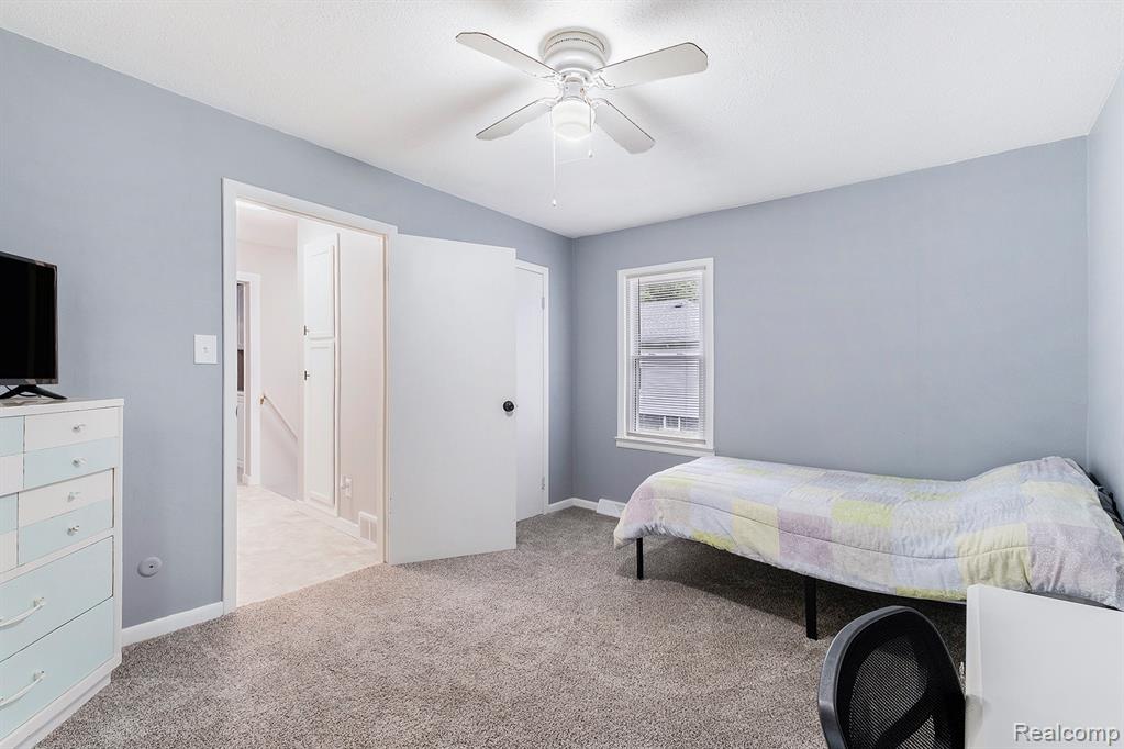 305 Center Street, Holly, MI 48442 — Photo 12
