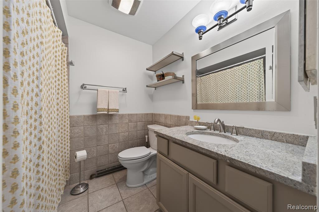 451 Miller Avenue, 211, Rochester, MI 48307 — Photo 14