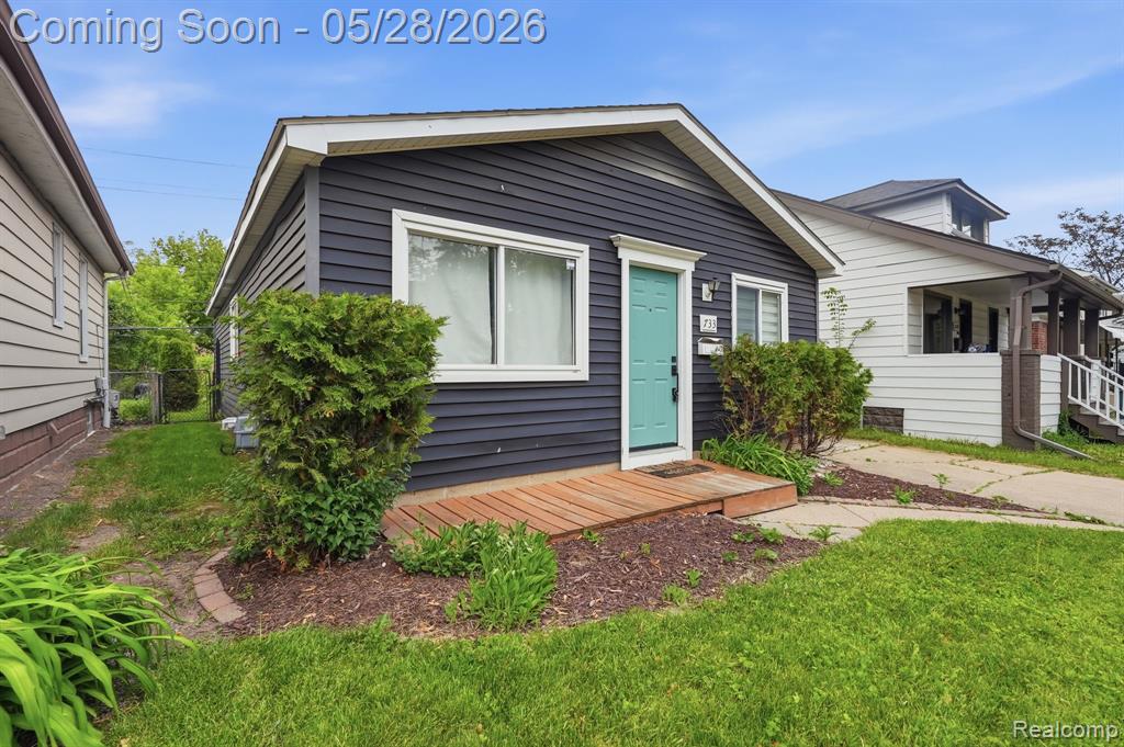 733 Camden Street, Ferndale, MI 48220 — Photo 2