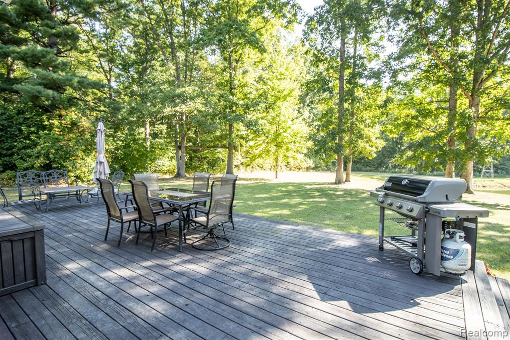 12595 N Budd Road, Burt, MI 48417 — Photo 35
