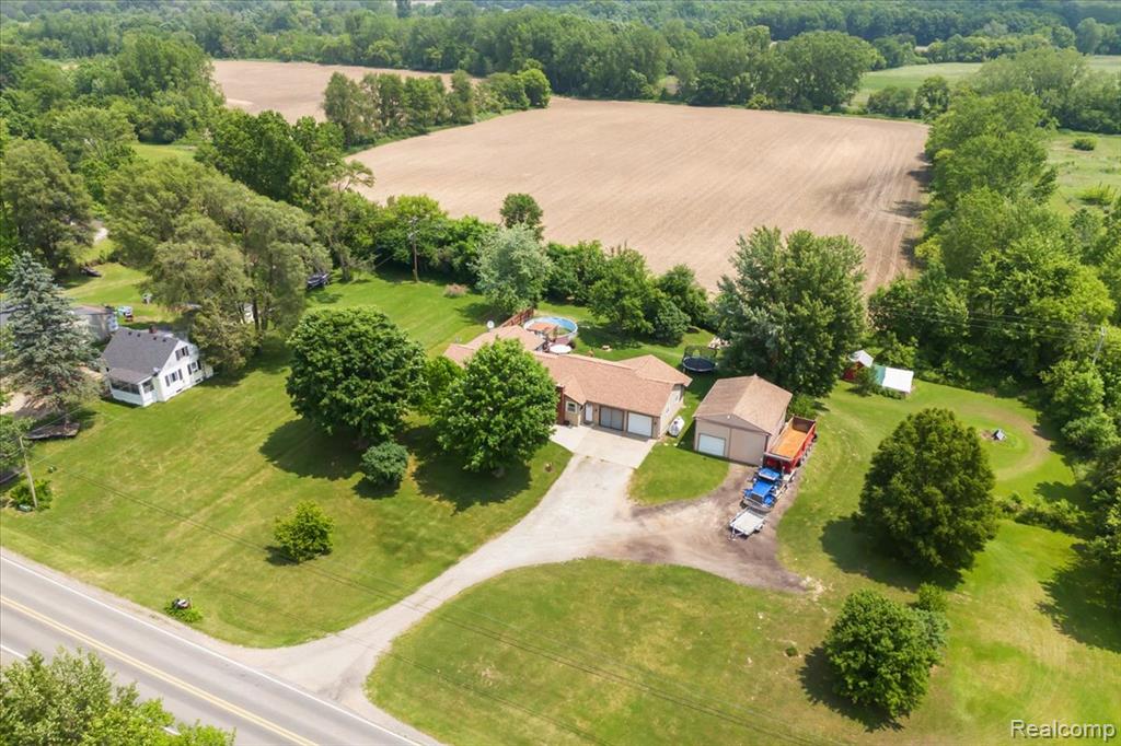 7569 S Durand Road, Durand, MI 48429 — Photo 37
