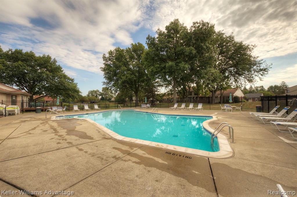 41324 NORTHWIND Drive, Canton, MI 48188 — Photo 29