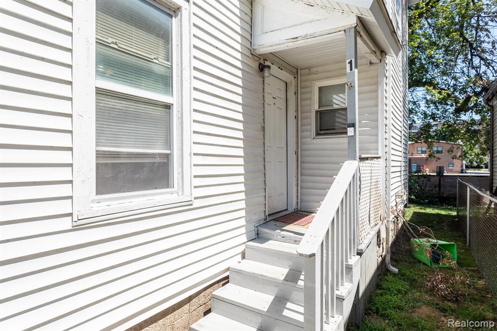 1012 8th Street, Port Huron, MI 48060 — Photo 27