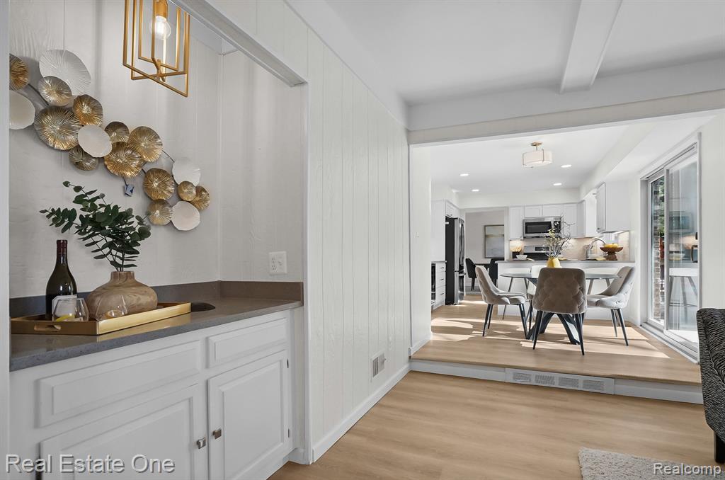 684 ABBEY, Rochester Hills, MI 48307 — Photo 24