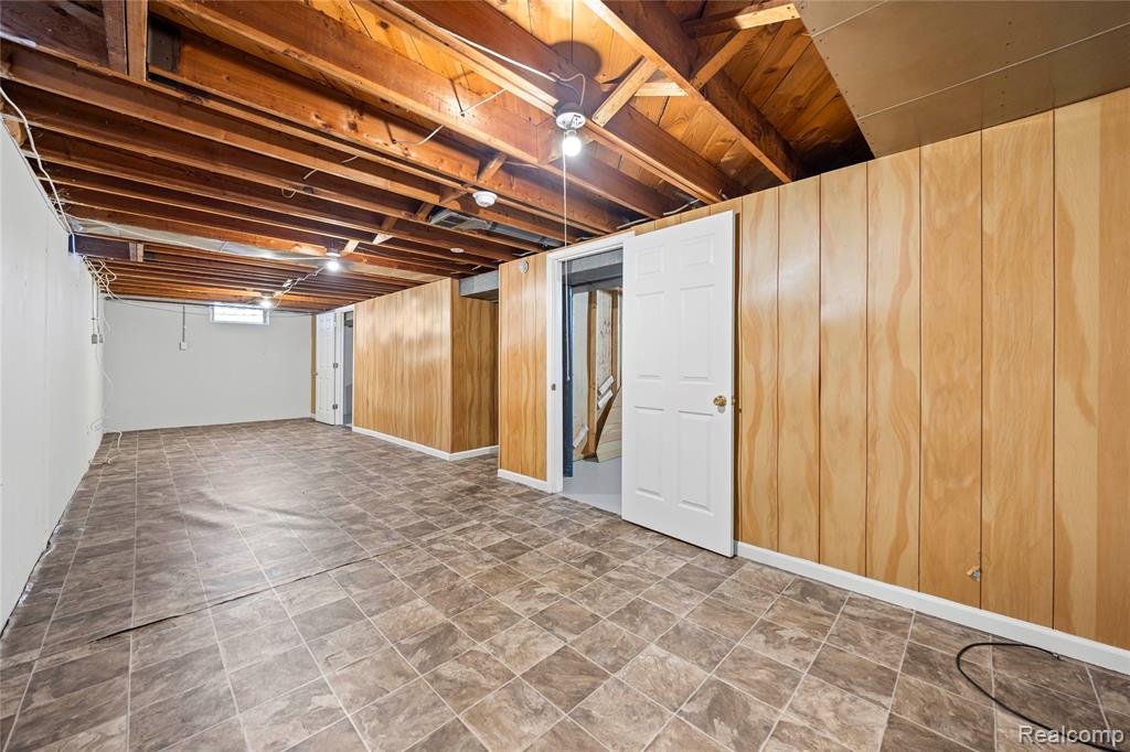 8475 Farnum Avenue, Warren, MI 48093 — Photo 19