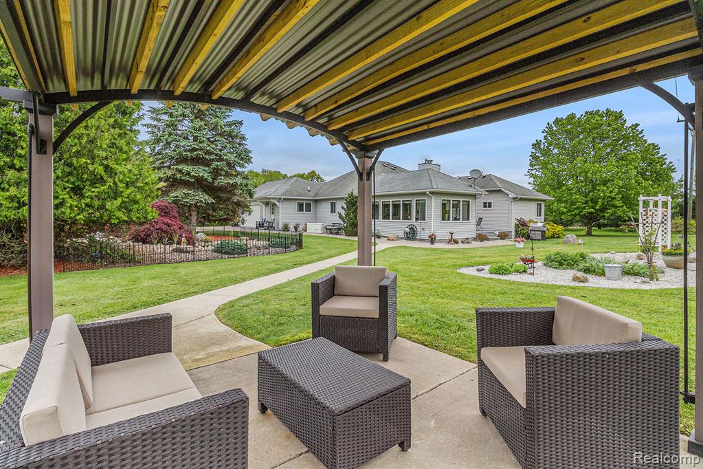 6268 Hazard Road, Fenton, MI 48430 — Photo 42
