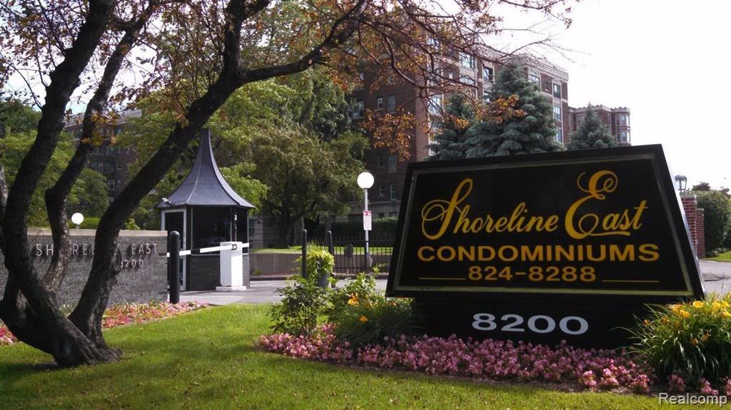8200 E JEFFERSON Avenue, Detroit, MI 48214 — front exterior