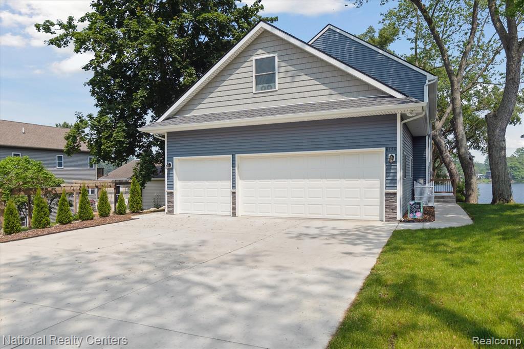 6130 Bullard Road, Fenton, MI 48430 — Photo 4