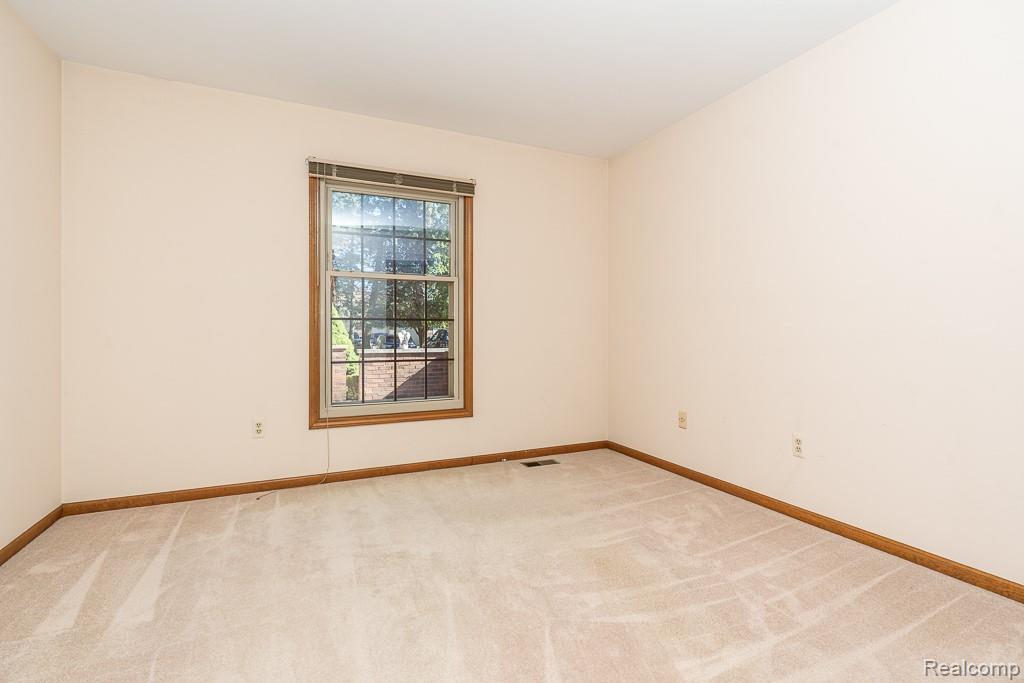 49414 Richmond Court, Shelby Twp, MI 48315 — Photo 21