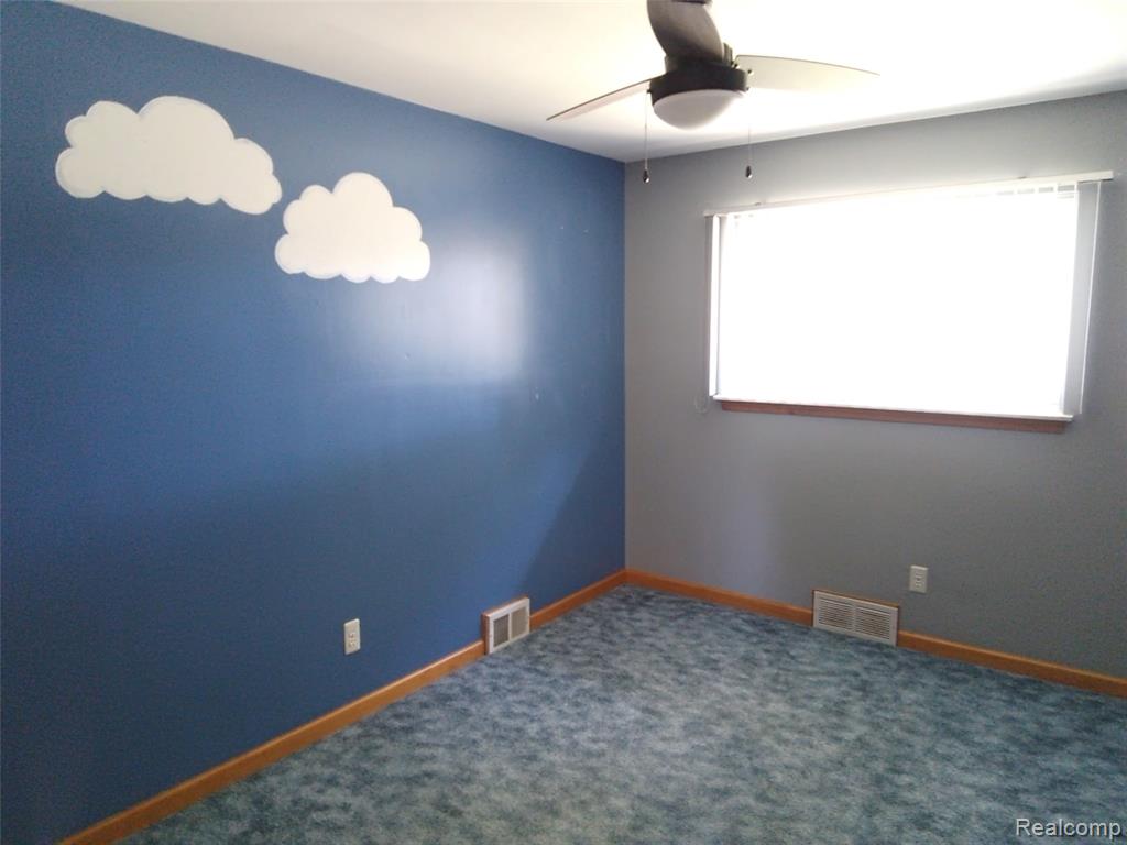 8283 Christine Street, Warren, MI 48093 — Photo 11