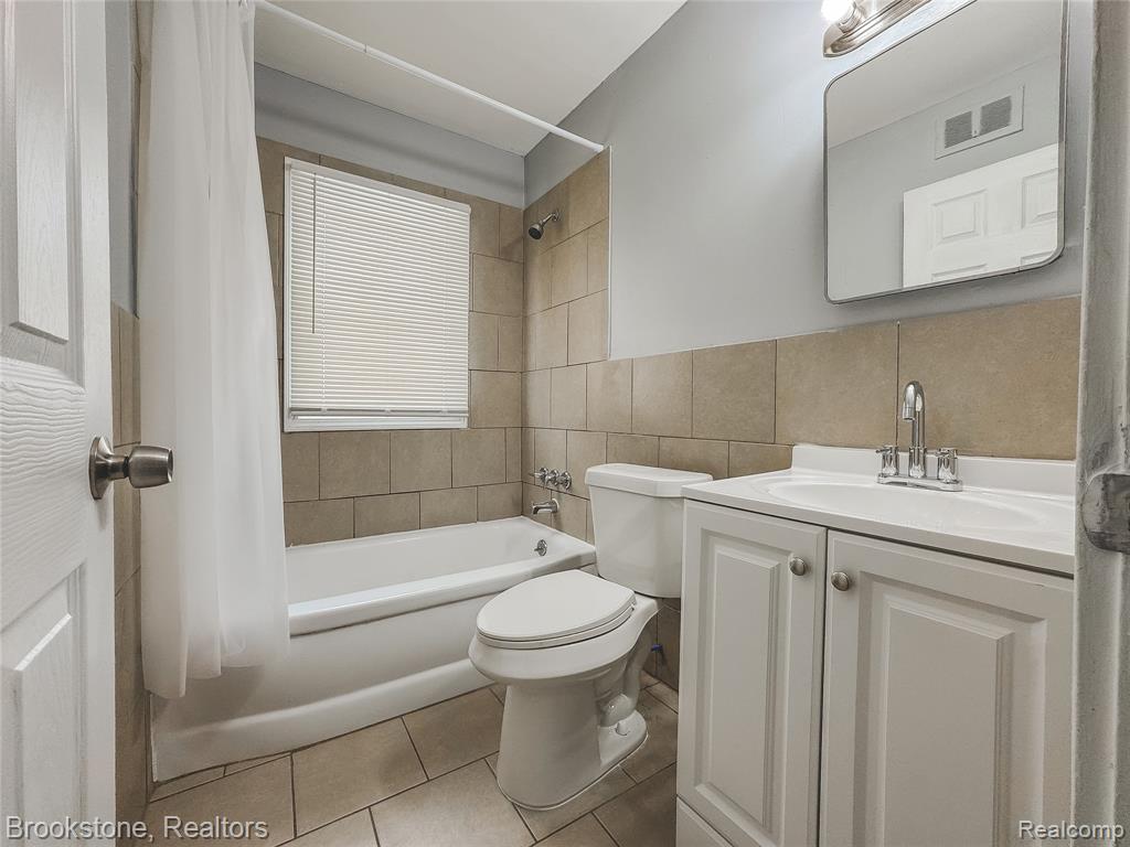 694 Emerson Avenue, Pontiac, MI 48340 — Photo 30