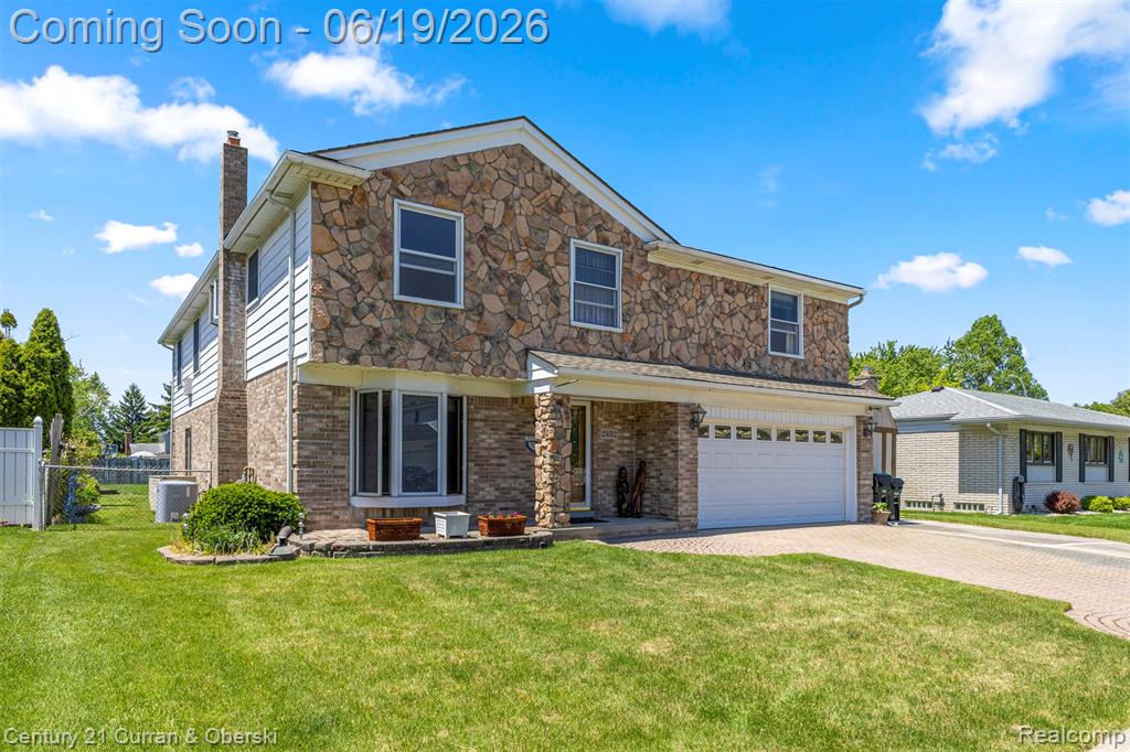 23312 E Fairway Drive, Trenton, MI 48183 — Photo 4