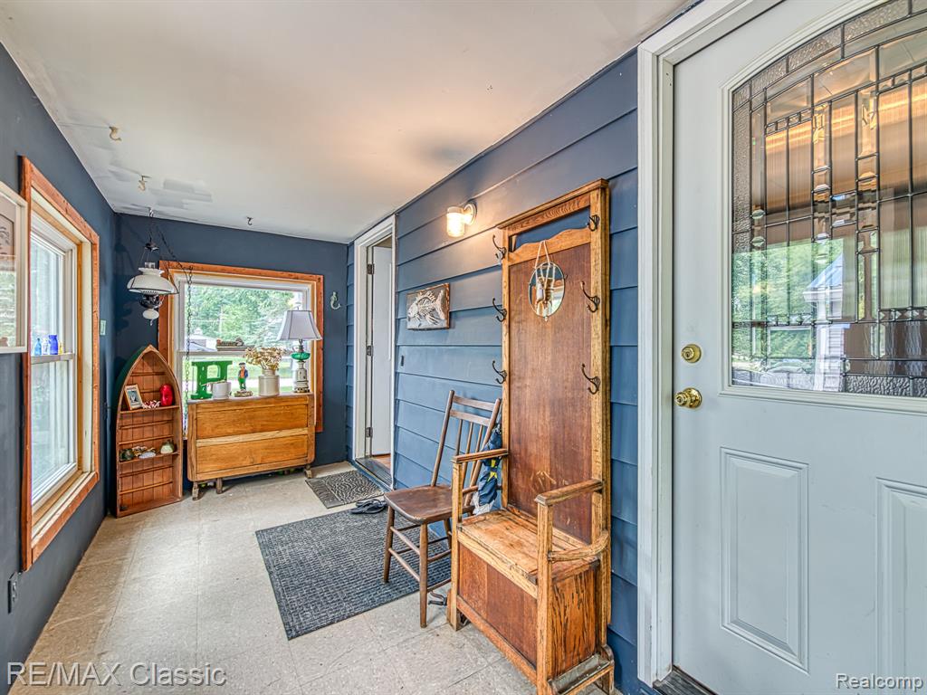 253 Delaware Road, Whitmore Lake, MI 48189 — Photo 4