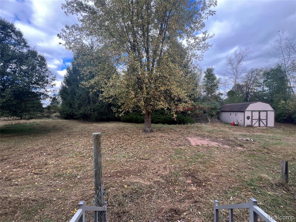 2988 W Snover Road, Mayville Vlg, MI 48744 — Photo 21
