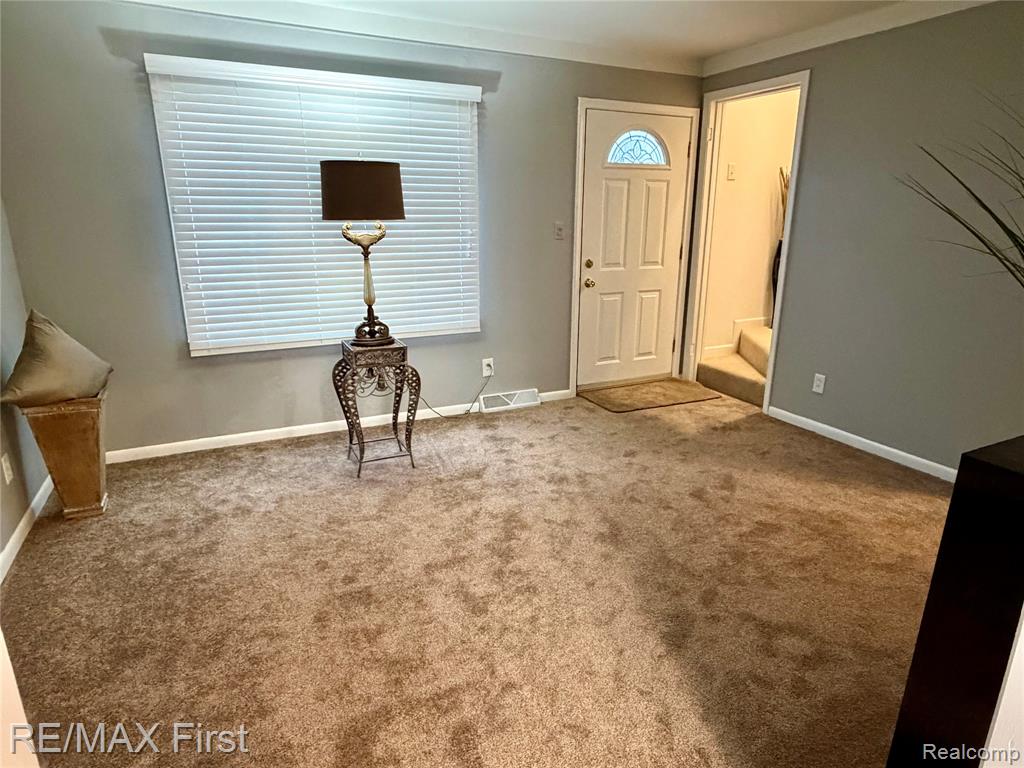 8642 Lozier Avenue, Warren, MI 48089 — Photo 6
