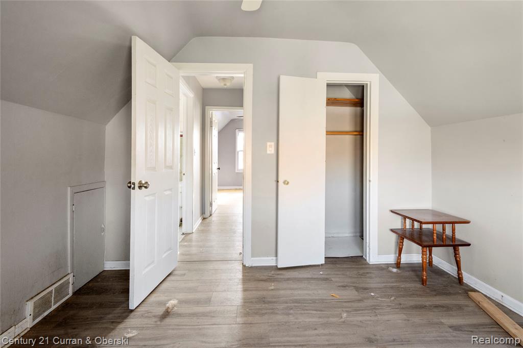 1721 E Woodward Heights Boulevard, Hazel Park, MI 48030 — Photo 19