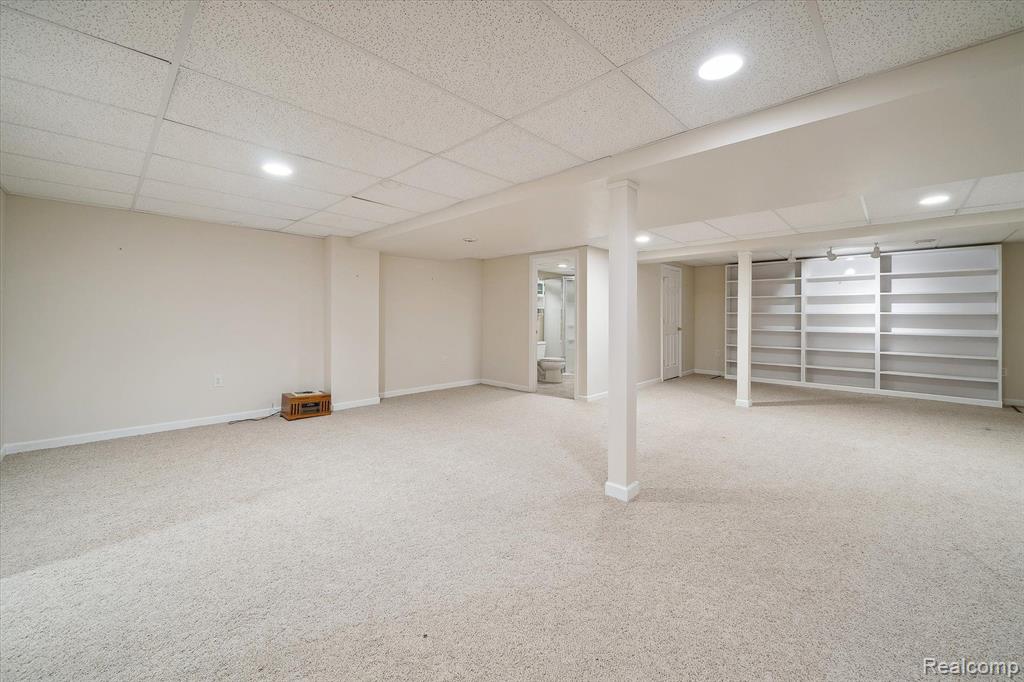 42279 BAYBERRY, Clinton Twp, MI 48038 — Photo 22