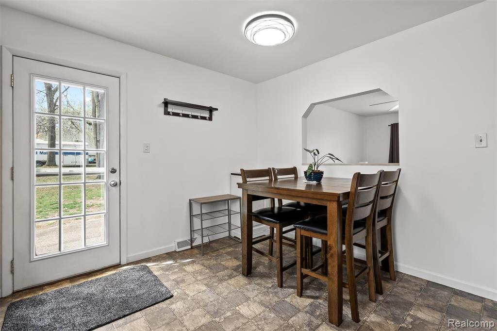 4773 Algonquin Boulevard, Clarkston, MI 48348 — Photo 4