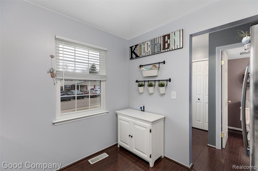 42146 Farragut Court, Northville, MI 48167 — Photo 8