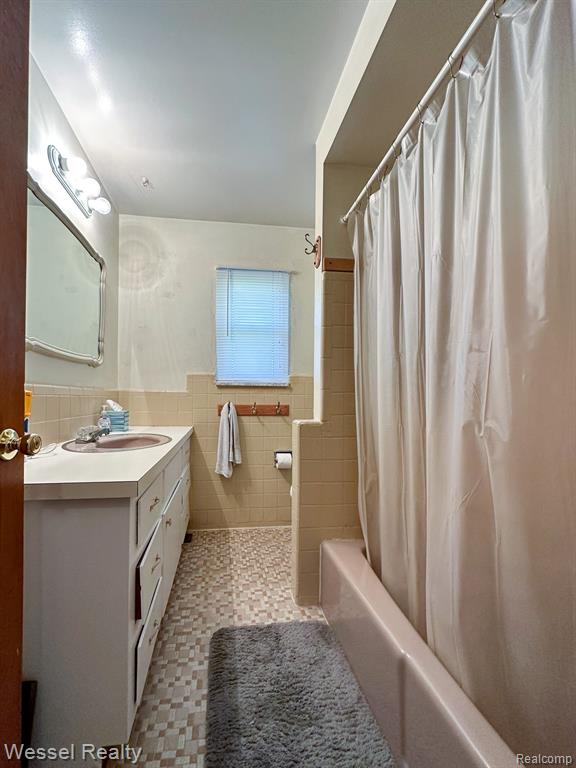 57121 OMO Road, Ray, MI — Photo 10