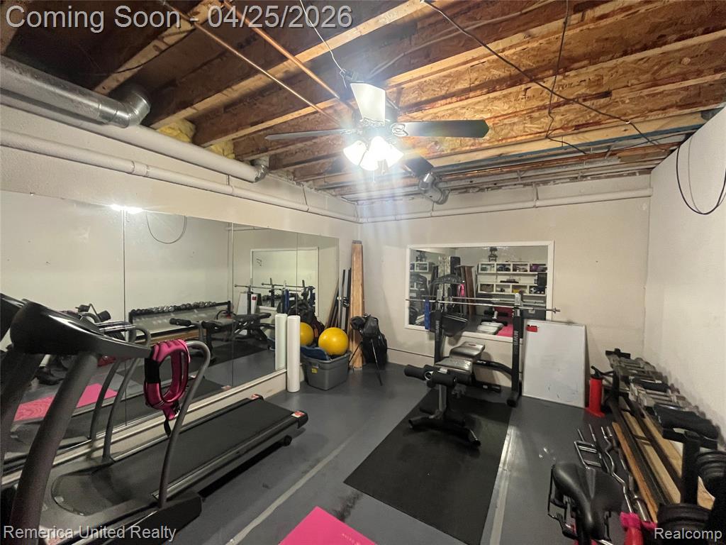 2505 Foxgrove Court, Highland, MI 48356 — Photo 37