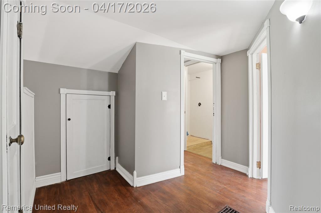 8375 Denton Hill Road, Fenton, MI 48430 — Photo 23
