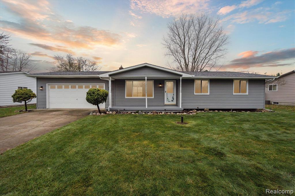 7107 FAIRGROVE Drive, Swartz Creek, MI 48473 — front exterior