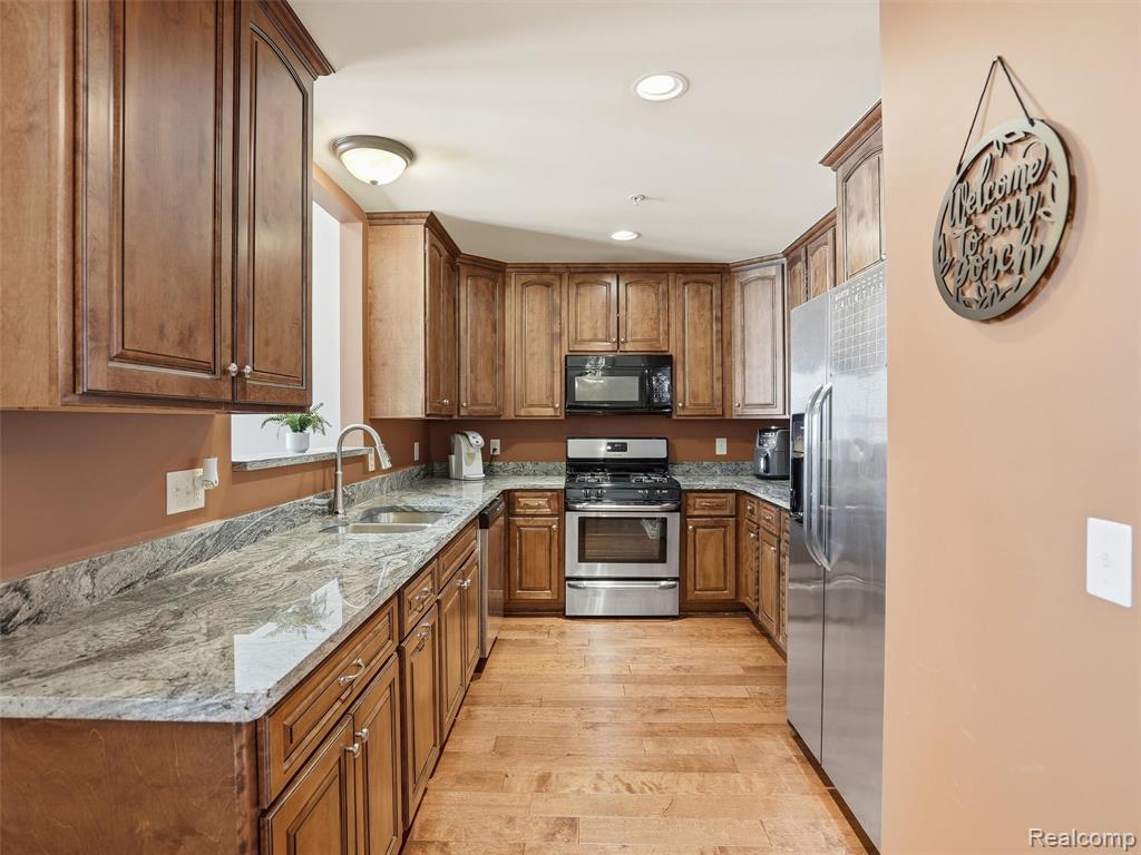 53731 Champlain Street, Macomb, MI 48042 — Photo 11