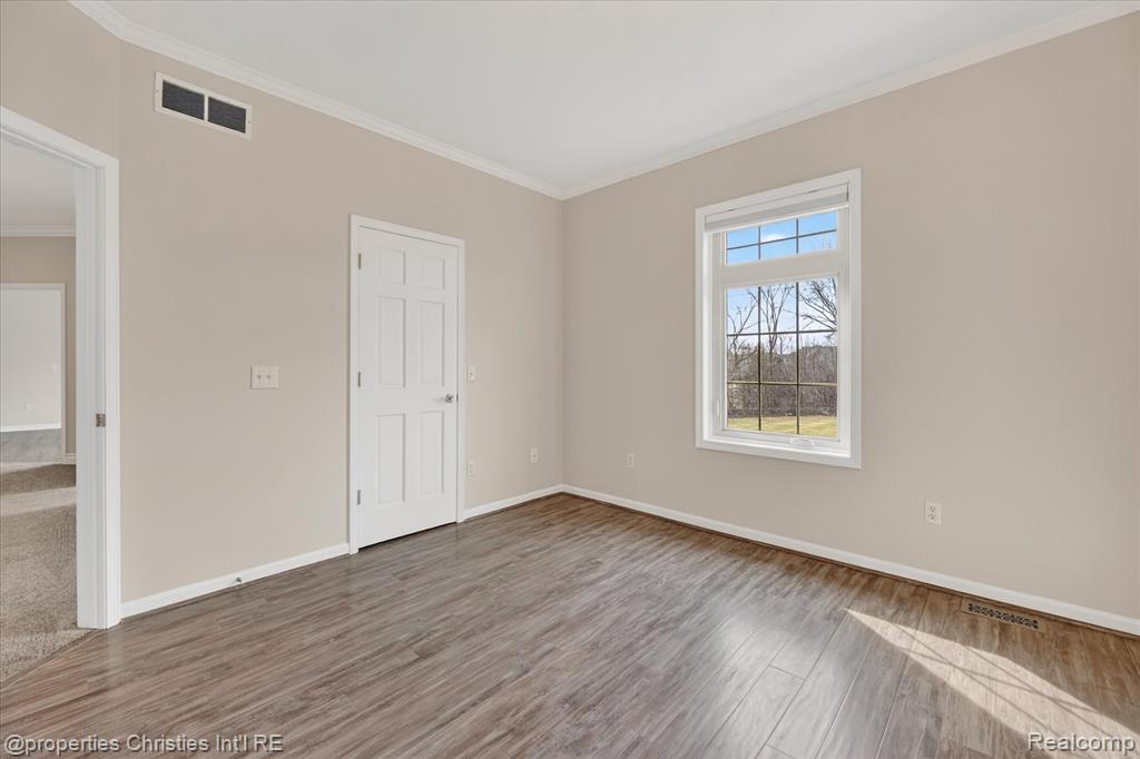 46625 Saltz Road, Canton, MI 48187 — Photo 37