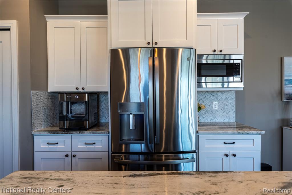70376 Hillside Court, Romeo, MI 48065 — Photo 12