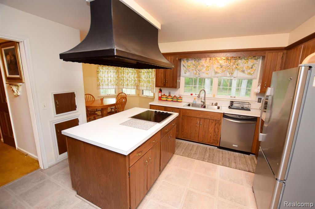 6196 SIERRA Pass, Flint, MI 48532 — Photo 13