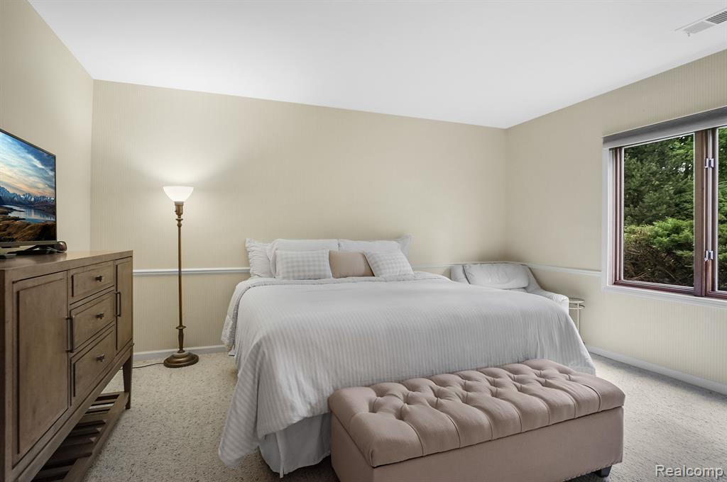 72 Vaughan Ridge Road, Bloomfield Hills, MI 48304 — Photo 52