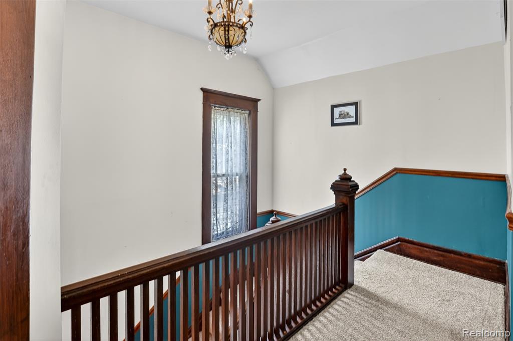 647 N Washington Street, Owosso, MI 48867 — Photo 19