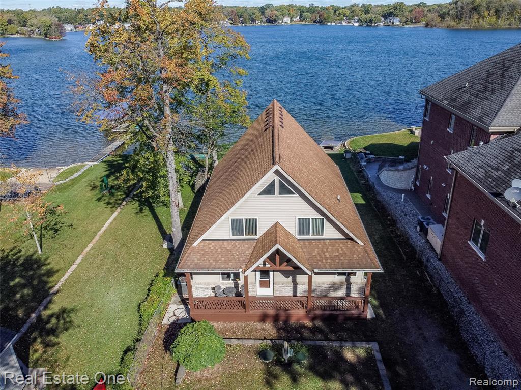 782 Appalachi Street, Commerce Twp, MI 48390 — Photo 2