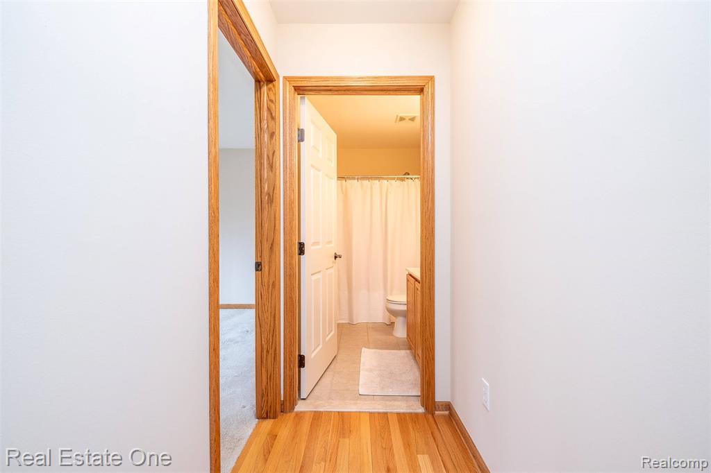 6228 Northridge Hills Drive, Brighton, MI 48116 — Photo 32