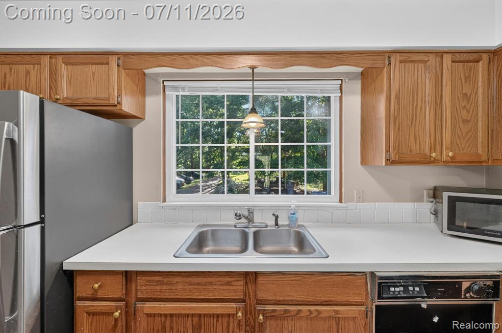 4430 N Center Road, Flint, MI 48506 — Photo 13