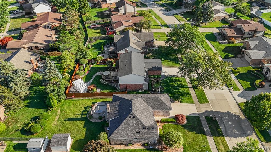 44304 Pentwater Drive, Clinton Twp, MI 48038 — Photo 19